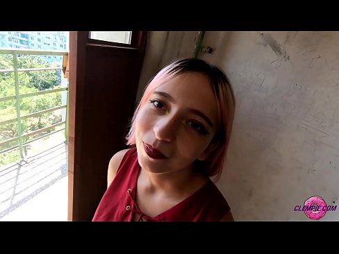 ❤️ Nemandi Sensual sýgur ókunnugan í úthafinu - Ásamt andliti hans ❤ Kynlífsmyndband á is.novoporn.ru ﹏